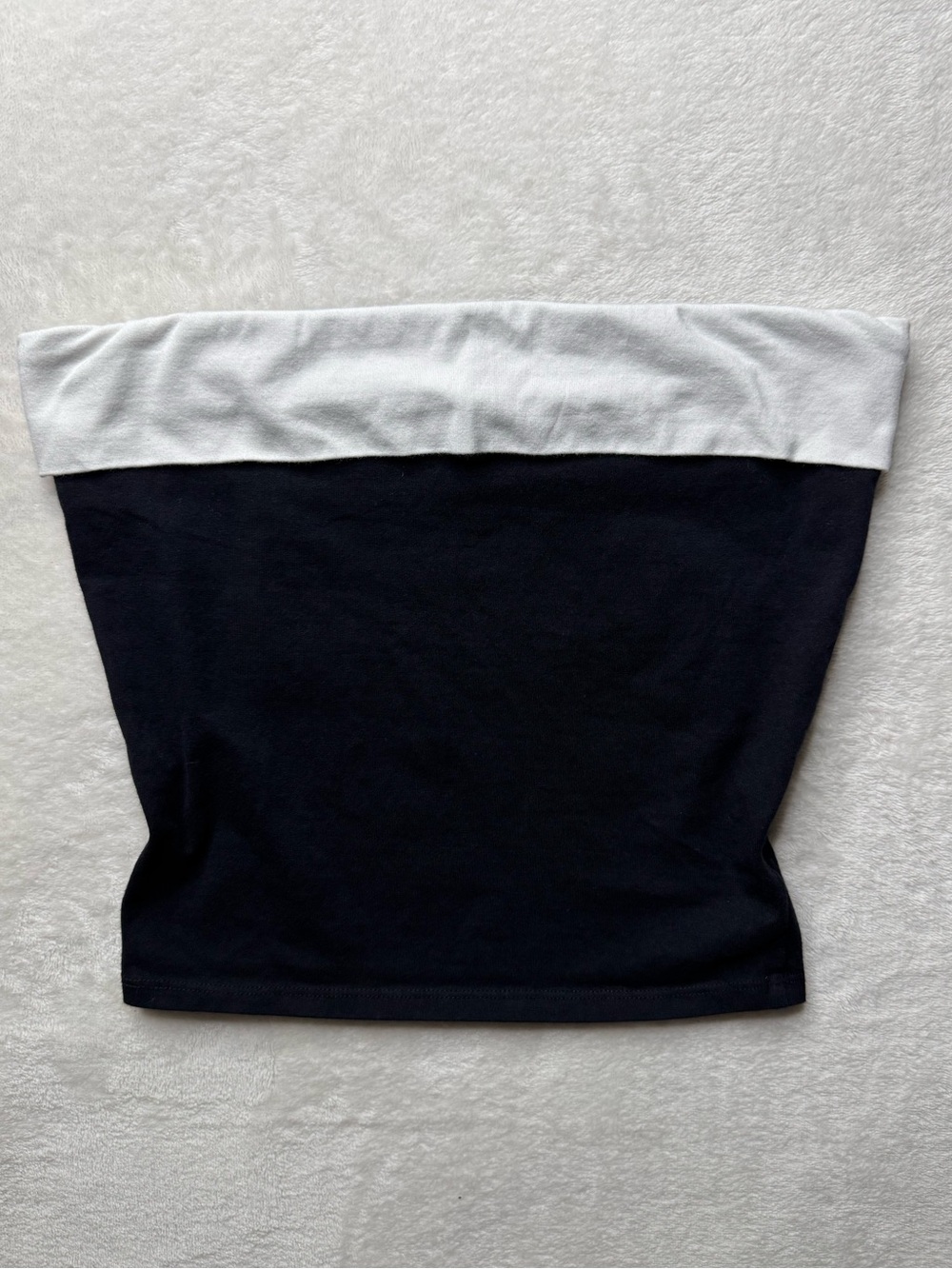 Derek Heart - Black Strapless Tube Top with White Fold-Over